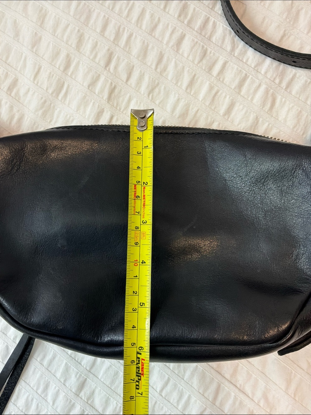 Madewell The Leather Mini Sling Bag - Picture 8 of 10
